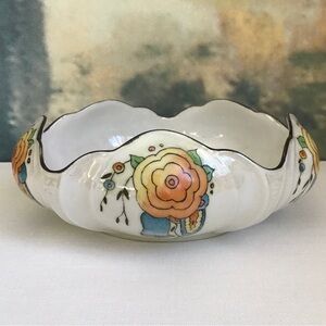 1930s Lusterware Scalloped Edge Bowl 7”